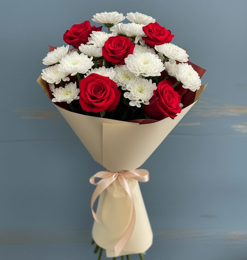 Букет цветов из: Розы и Хризантемы в Горки-2