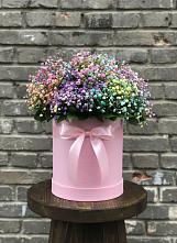 Цветочная композиция из Гипсофила и Розы в шляпной коробке в Горки-2
