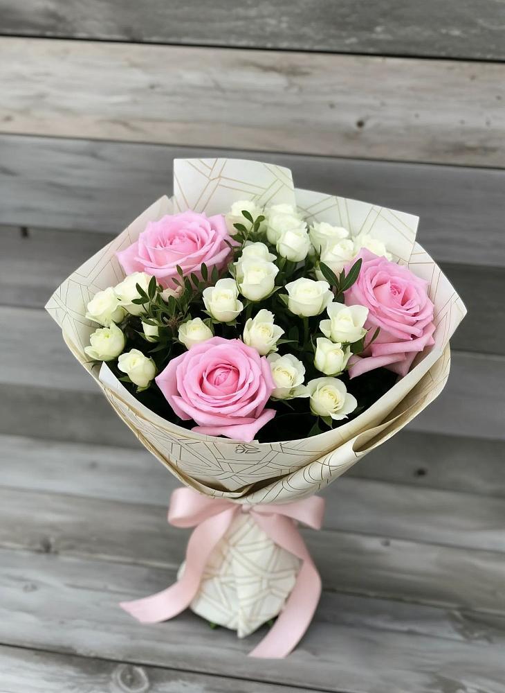 Букет цветов из: Розы в Горки-2