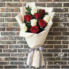 Букет цветов из:  Розы в Горки-2