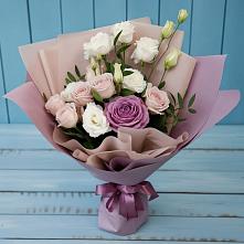 Букет цветов из:  Розы и Лизиантусы в Горки-2