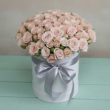 Цветочная композиция из Розы в шляпной коробке в Горки-2