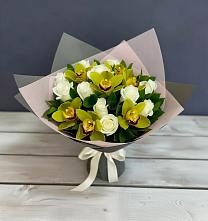 Букет цветов из:  Орхидеи и Розы в Горки-2