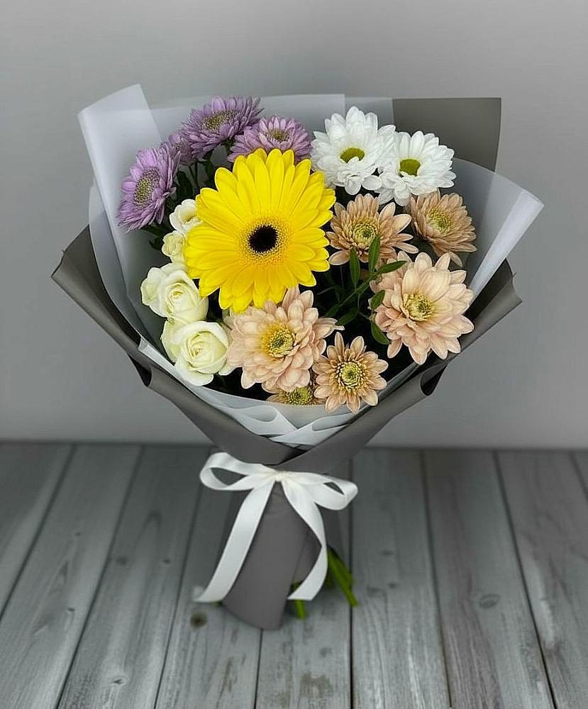 Букет цветов из: Розы, Герберы и Хризантемы в Горки-2