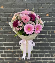 Букет цветов из:  Герберы и Хризантемы в Горки-2
