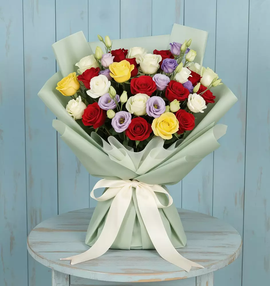 Букет цветов из: Розы в Горки-2